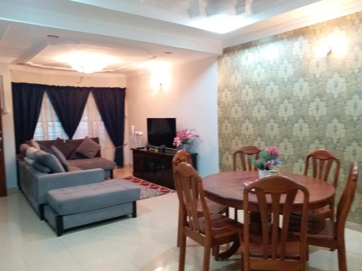 D' Homestay Bandar Baru Bangi Экстерьер фото