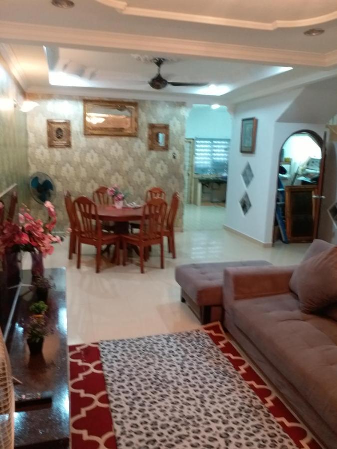 D' Homestay Bandar Baru Bangi Экстерьер фото